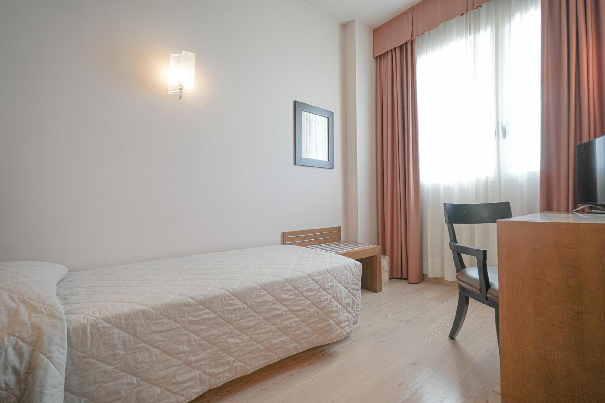 Hotel Europa Reggio Emilia Kültér fotó