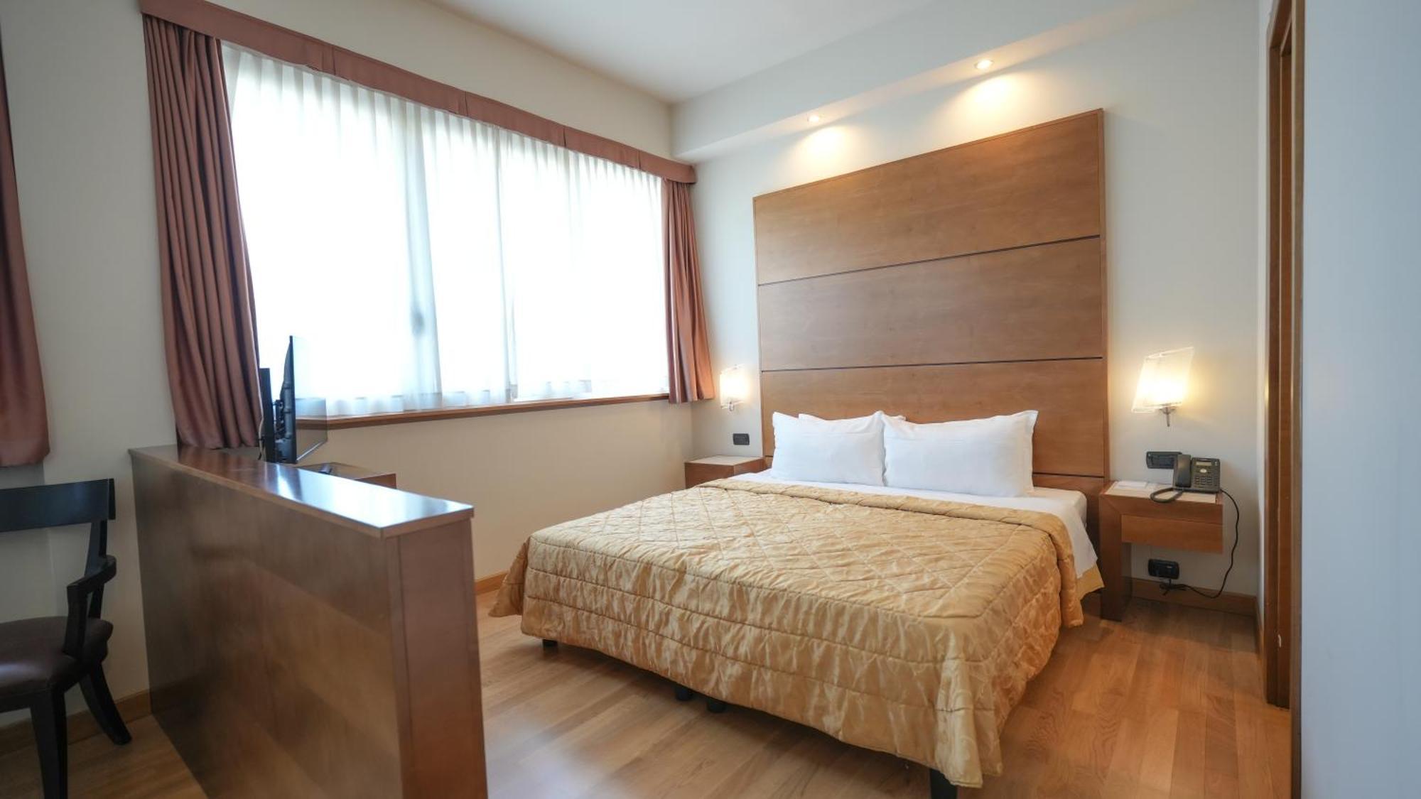Hotel Europa Reggio Emilia Kültér fotó